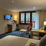 Casa de hóspedes Avita 3*